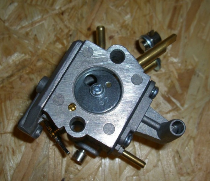 Tillotson HS-110B pre Solo 650, 655, 660